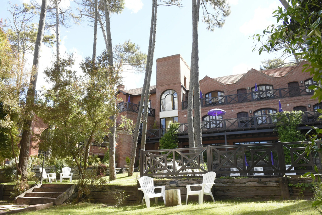 Apart Hotel Las Hadas Carilo