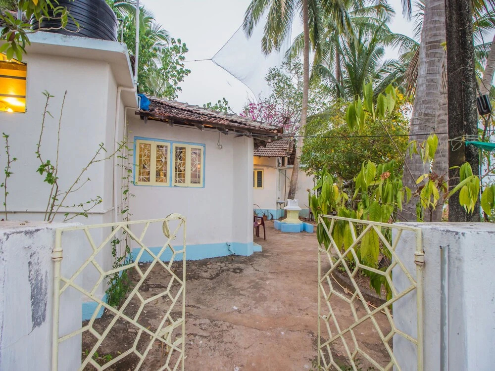 OYO 11588 Home Riverside 3BHK Goan Villa Siolim