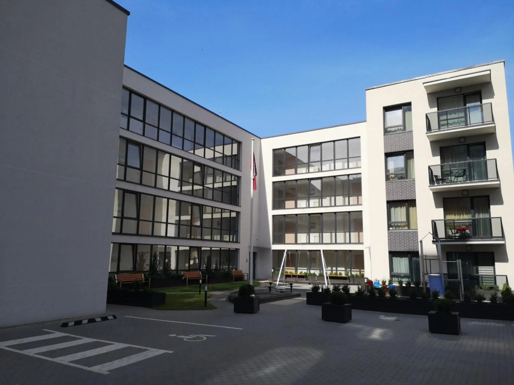 Apartment by the Linden trees