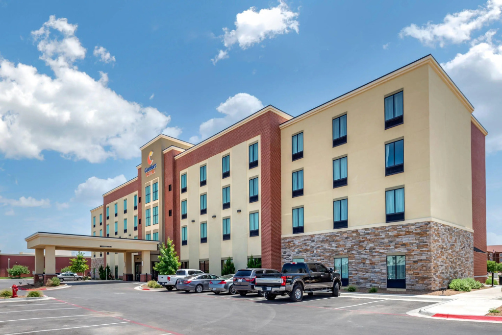 Comfort Suites Midland West