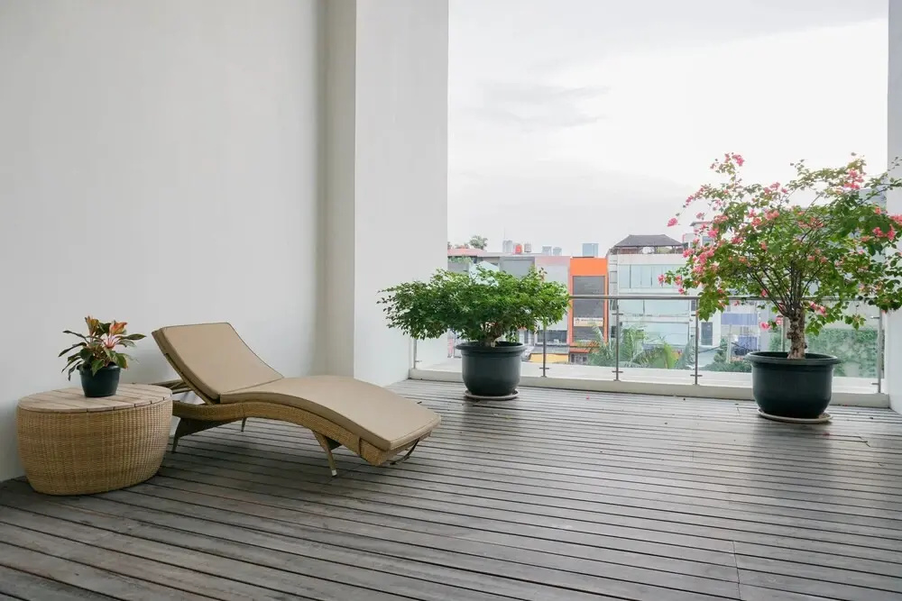Nice and Elegant 2Br Apartment at Veranda Residence Puri
