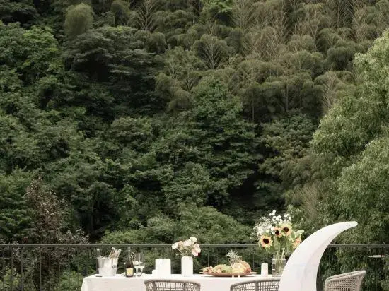 Mogan Mountain YisheXiaobai Enjoy lightly Homestay