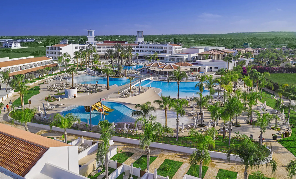 Beach & Waterfront