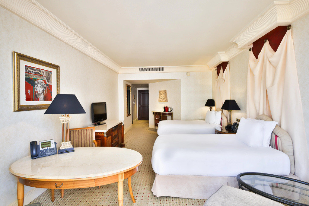 InterContinental Phoenicia Beirut by IHG - фото 30