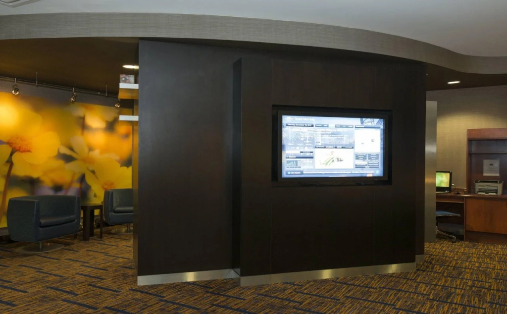 Lobby & Reception