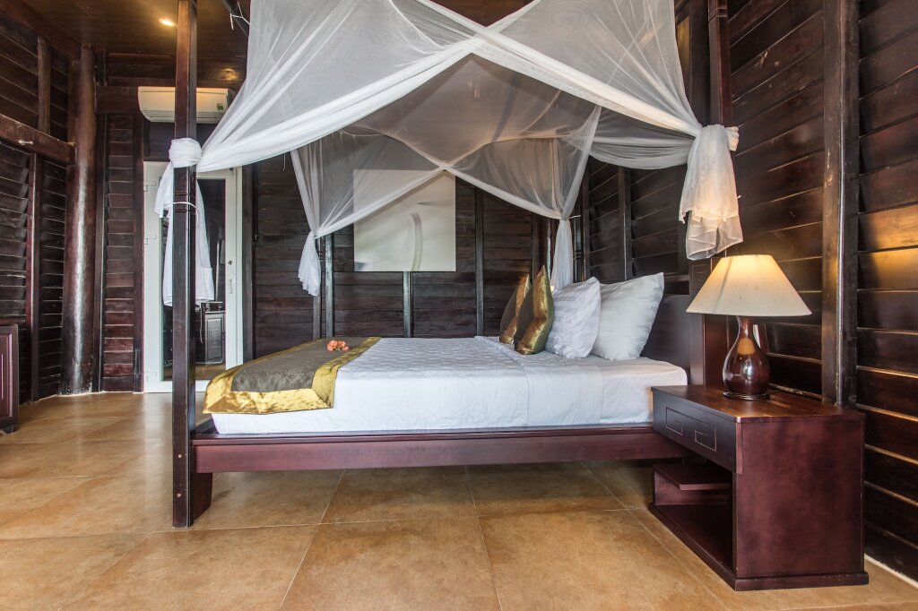 Sea Sense Resort