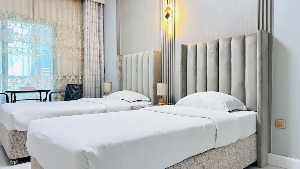 Deluxe Double room (twin beds)