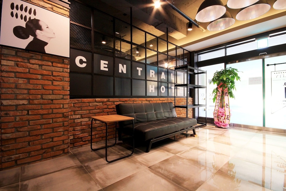 Andong Central — 2