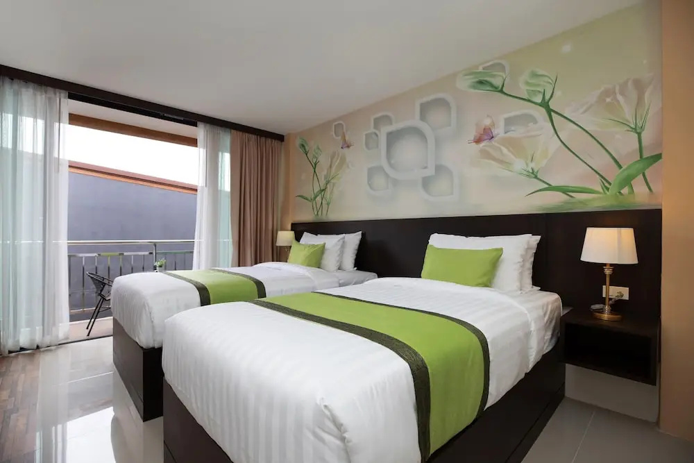 Superior Double room with balcony (full double bed)