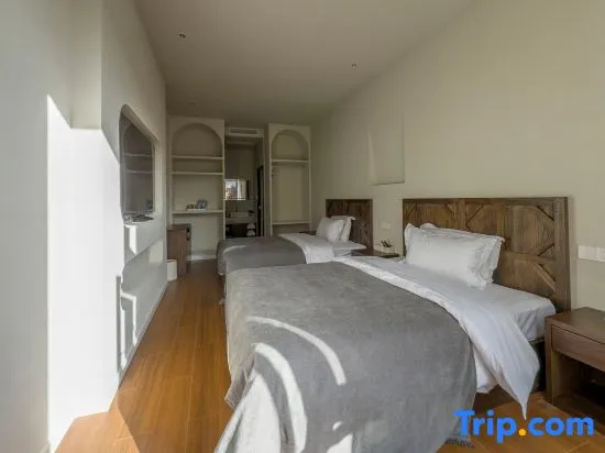 Standard Double room with view (twin beds)