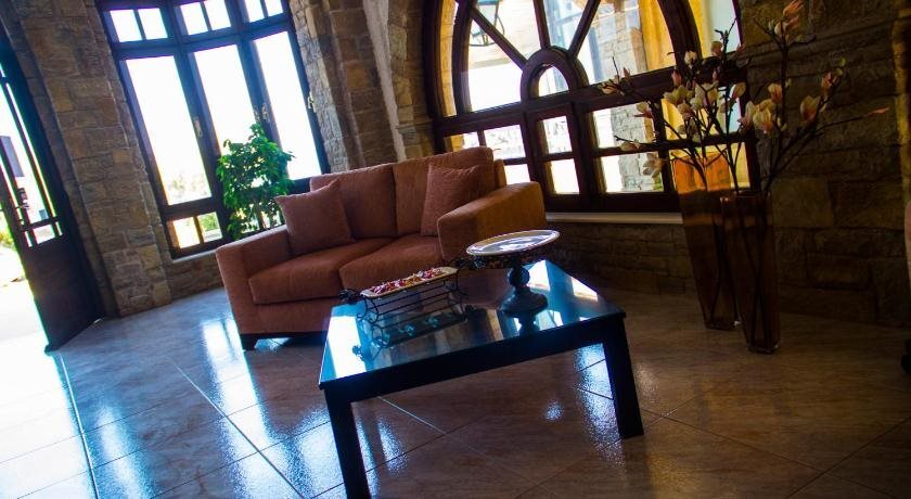 Hesperia Hotel by null