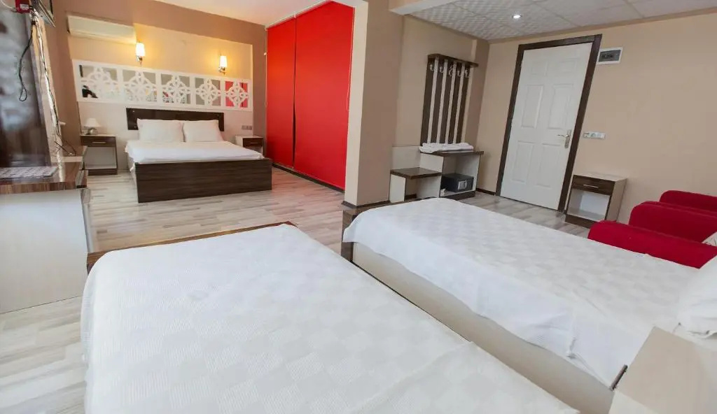 Deluxe Quadruple room