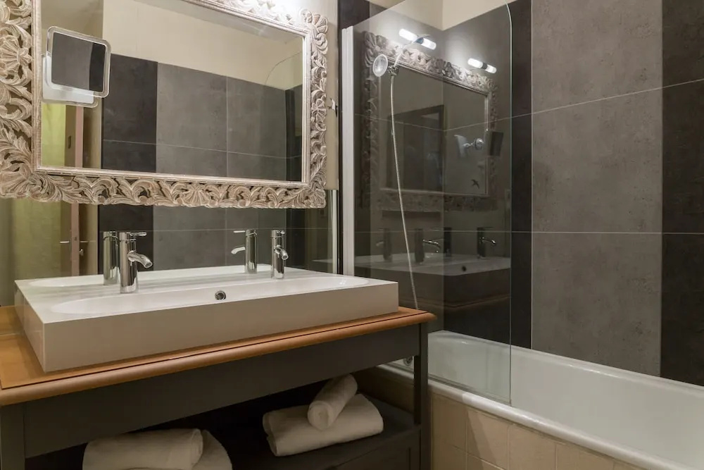 The Originals Access, Hostellerie des Pins - Chambres