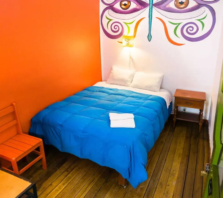 Economy room