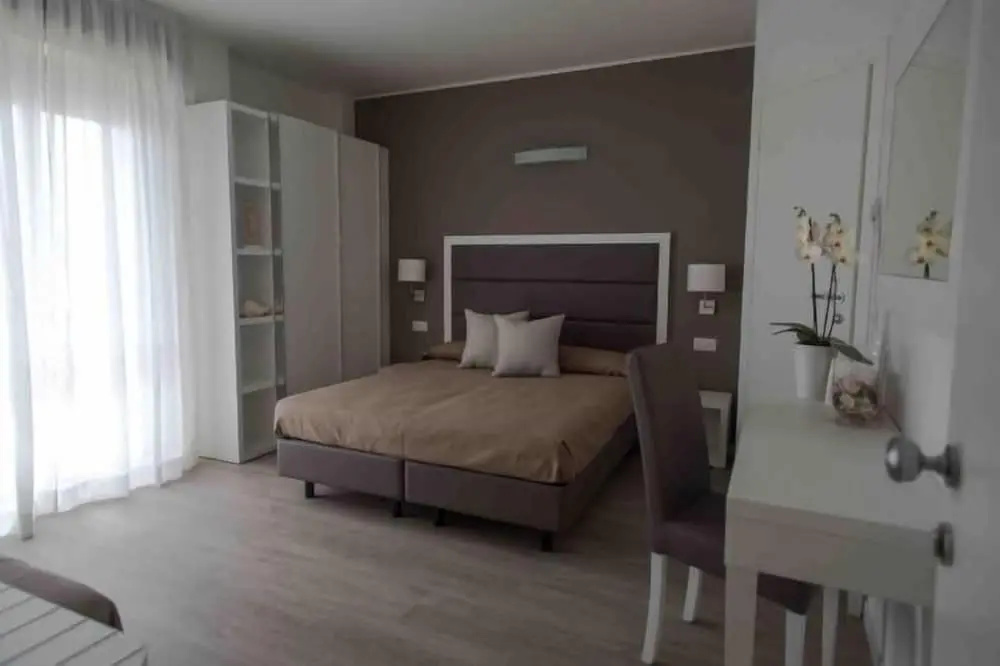 Classic Quadruple room
