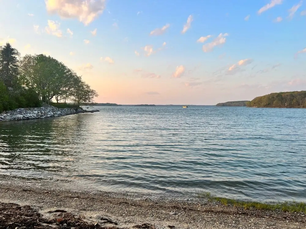 Beach & Waterfront