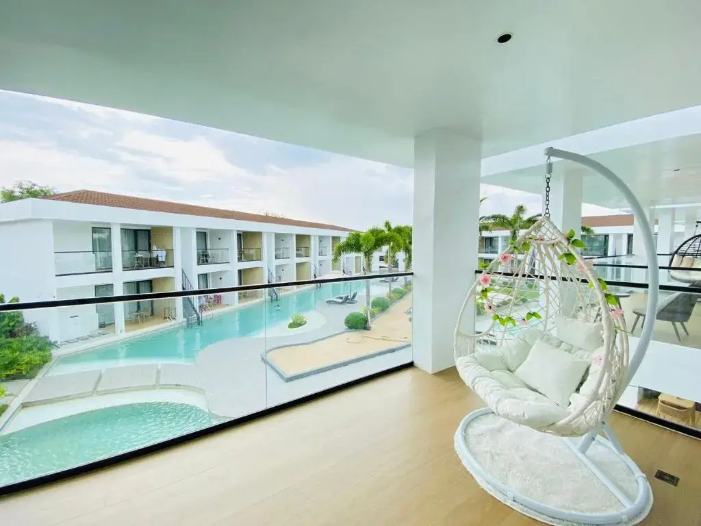 2 Bedrooms Villa