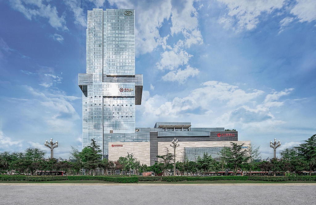 Grand Bay Hotel Chengdu in Chengdu