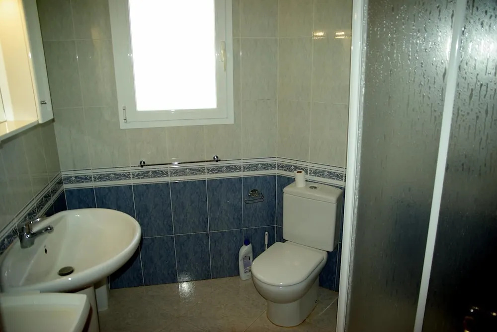 gallery_image_hidden_8