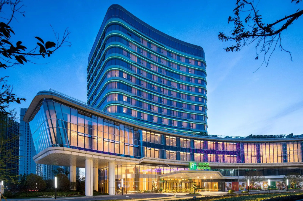 Holiday Inn Zhengzhou Riverside by IHG