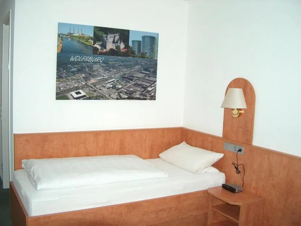 Alter Dorfkrug Am Kanal - Chambres