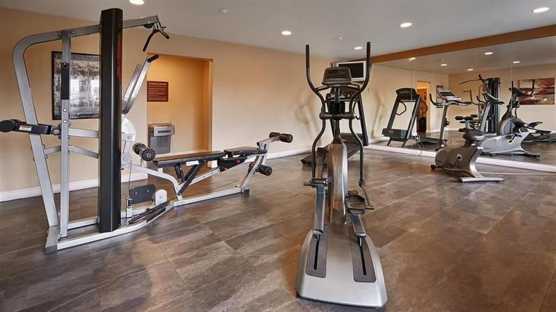 Best Western Golden Triangle Inn