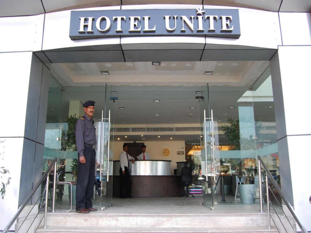 Гуанчжоу отель. Отель нормандия. Hotel united. Патханкот. Hotel united.