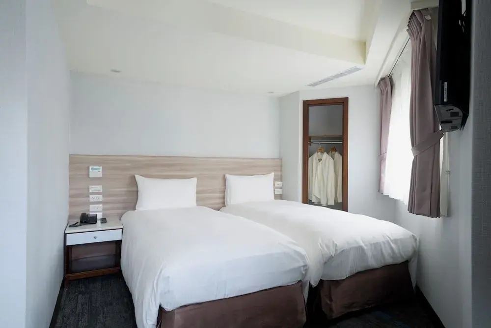 Standard Double room (twin beds)