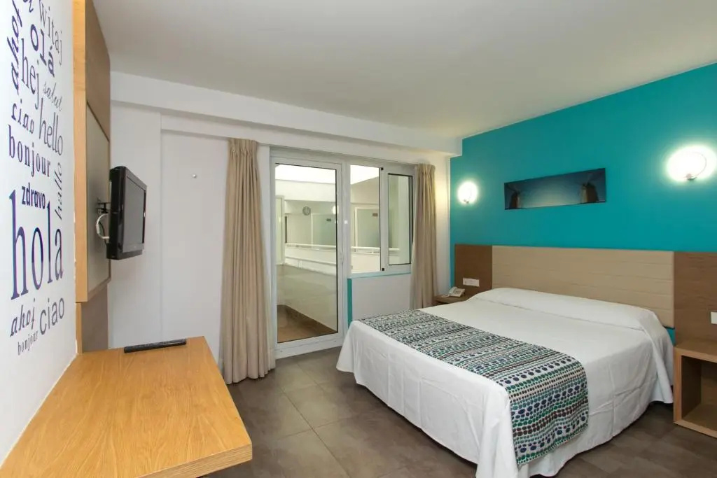 Interior Double room (full double bed)