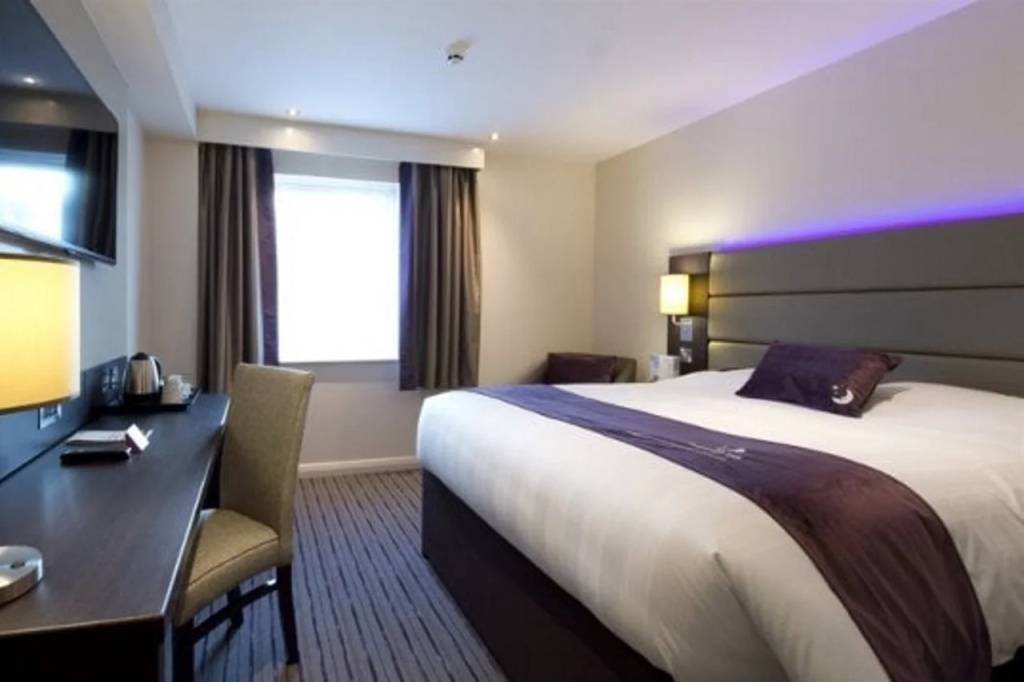 Premier Inn London Uxbridge — фото