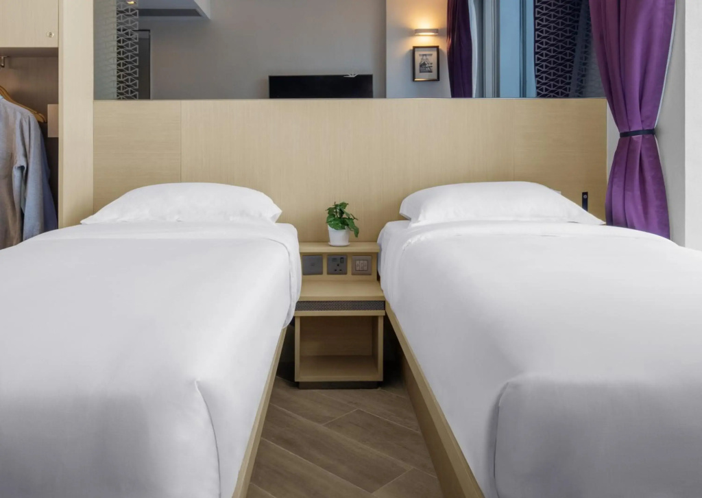 Starphire Hotel — фото