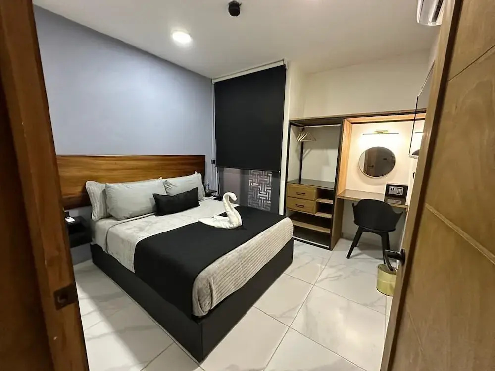 Hotel photo 2