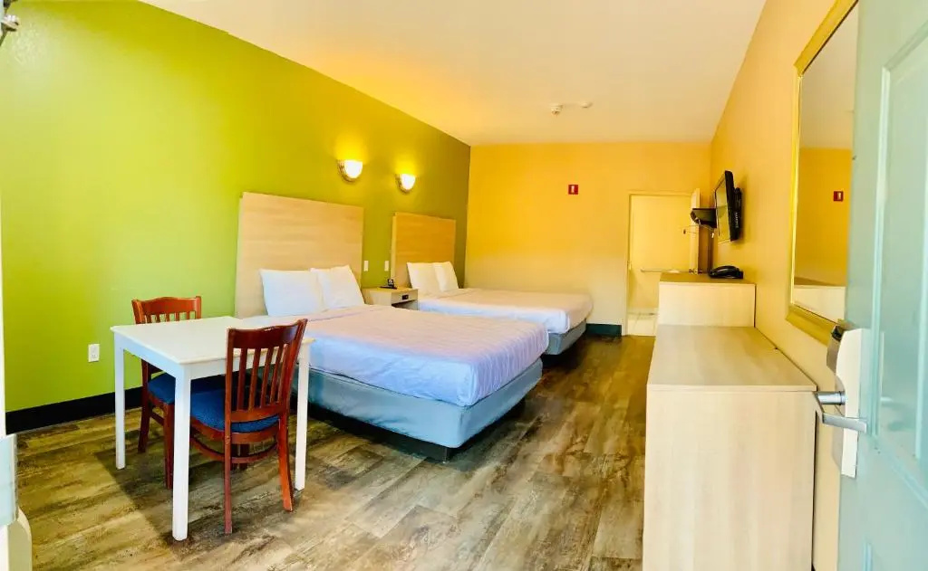 Standard Double room (full double bed)