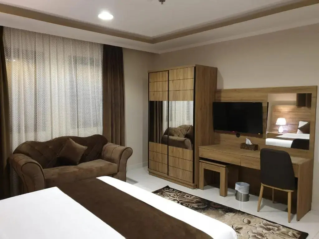 Double Suite (full double bed)