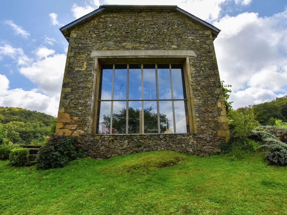 Lovely Farmhouse with Private Swimming Pool in Terrou