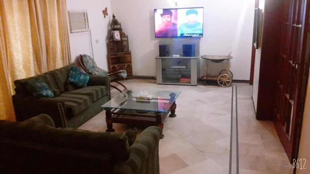 Hotel Gulberg Lodges