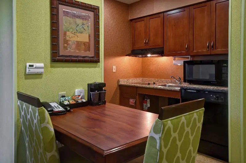 Homewood Suites by Hilton Ocala at Heath Brook - Chambres