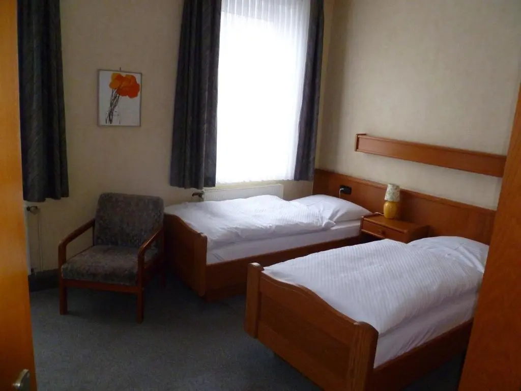 Standard Double room (full double bed)
