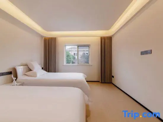 Standard Double room with garden view twin beds