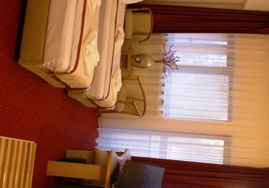 Standard Double room (twin beds)