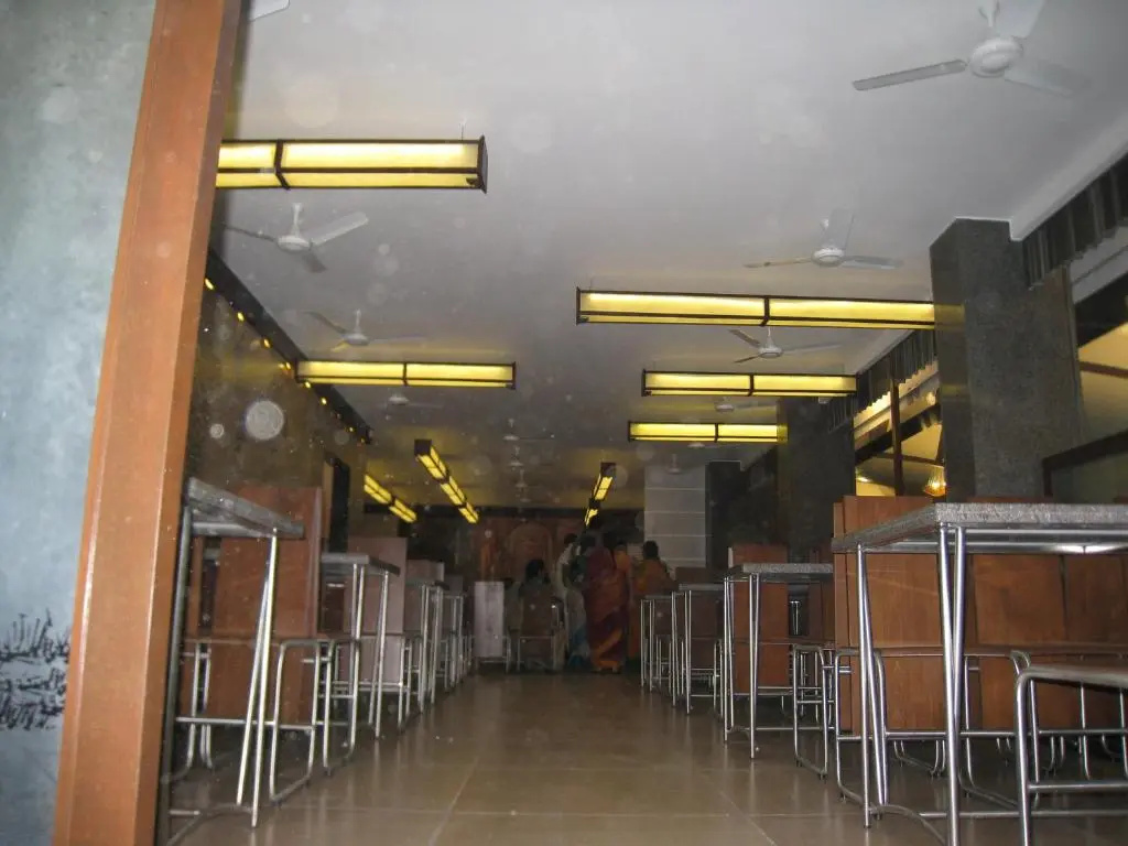 Executive Double room (full double bed)