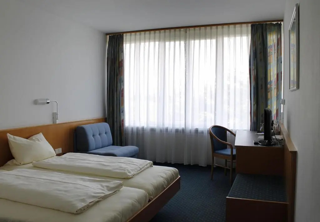 Standard Double room (full double bed)