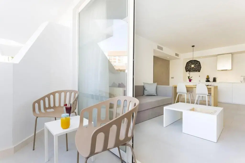 One Ibiza Suites - Général