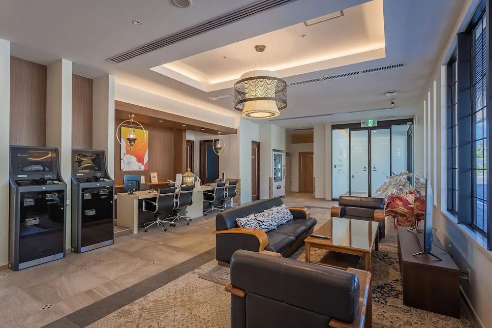 Lobby & Reception