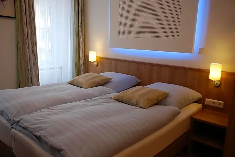 Hotel Rest Inn - Chambres