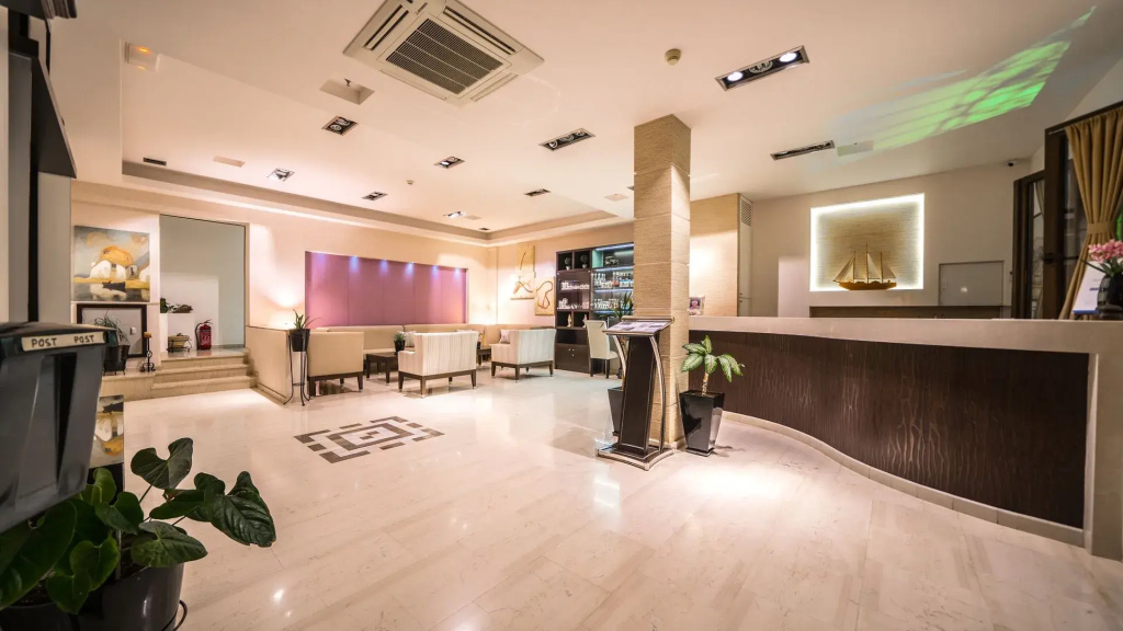 Hotel photo 11
