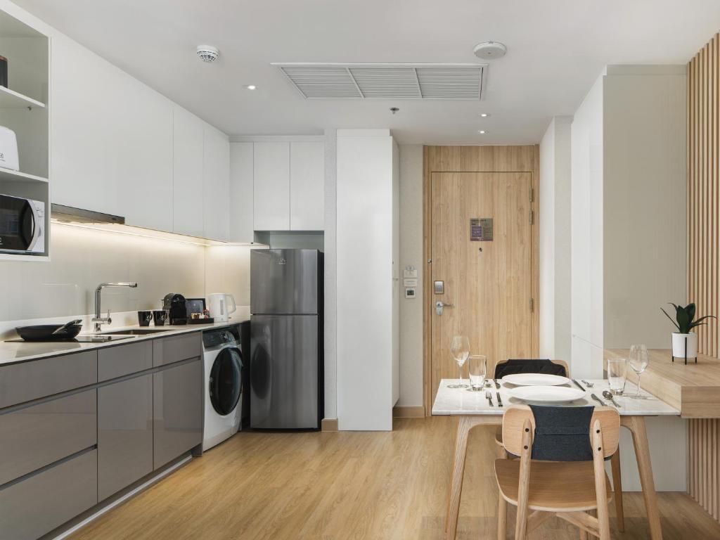 Апартаменты Deluxe c 1 комнатой в Oakwood Suites Bangkok