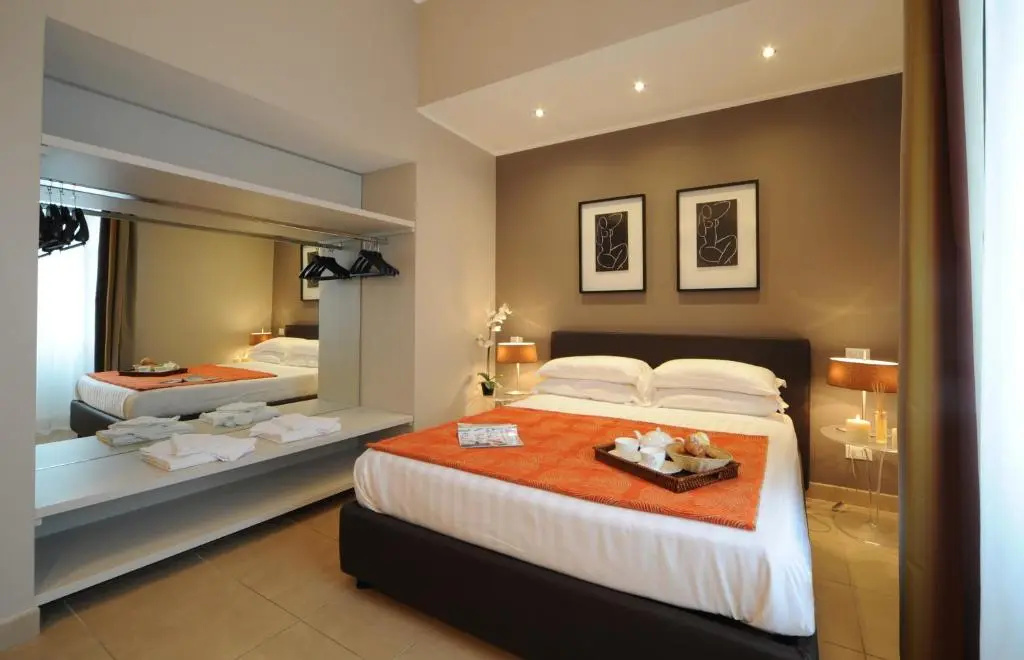 1 Bedroom Small Double Apartment (full double bed)