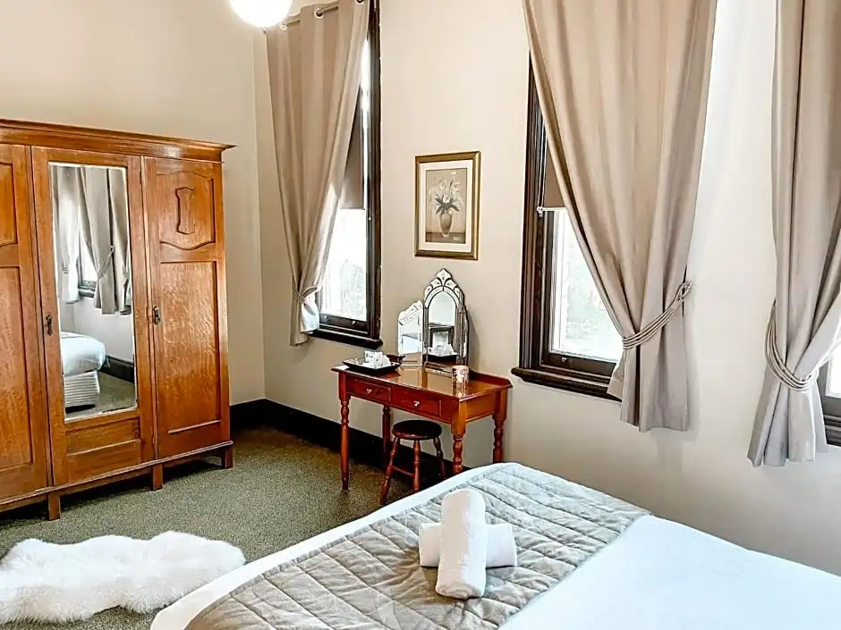 Neath Hotel - Chambres