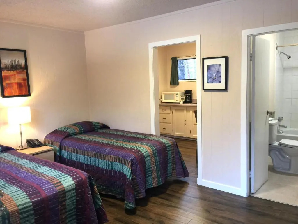 Standard Double room (full double bed)